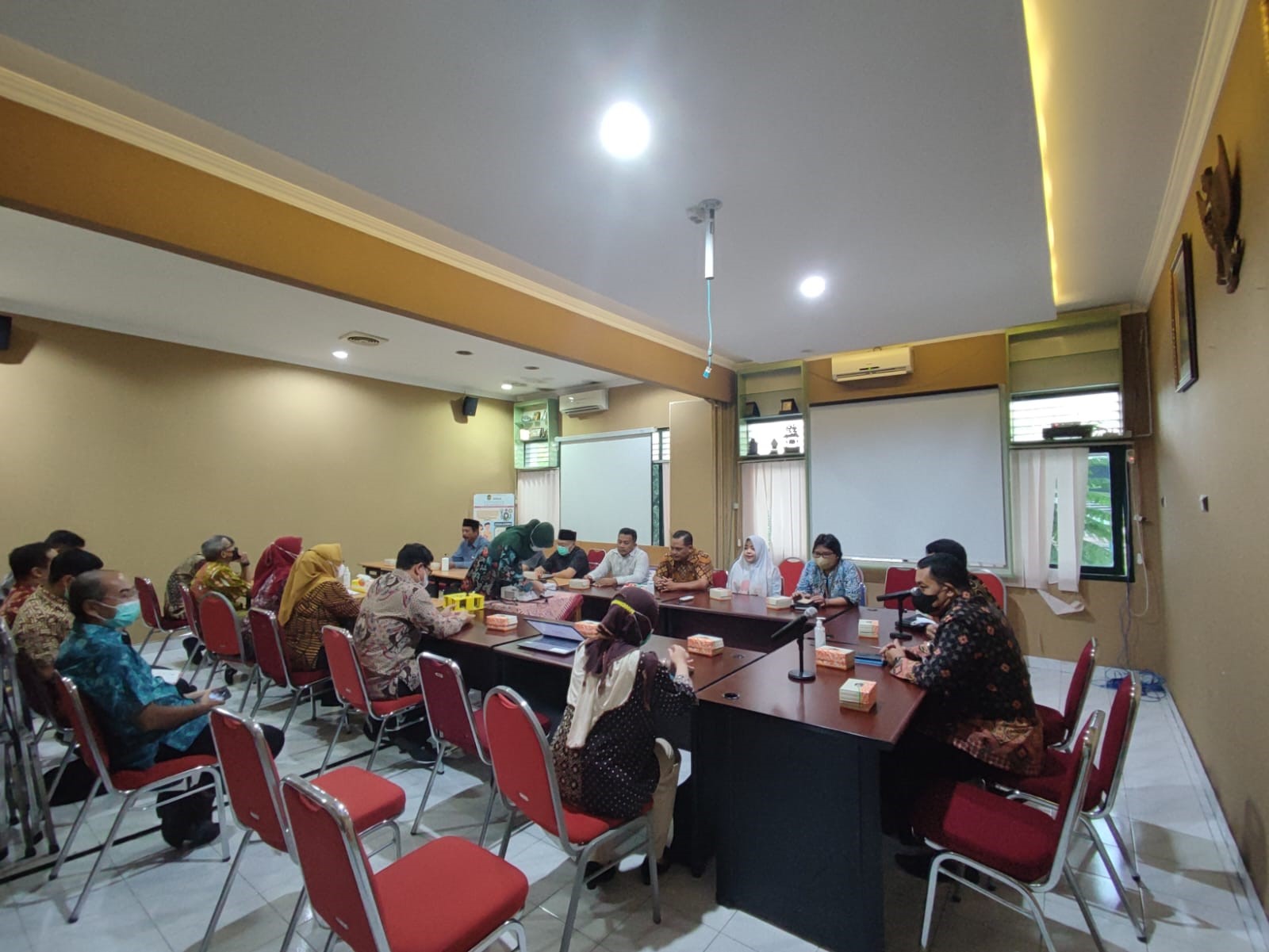 Studi Tiru DPRD Kabupaten Tulungagung terkait Lambang Daerah dan Susunan Perangkat Daerah