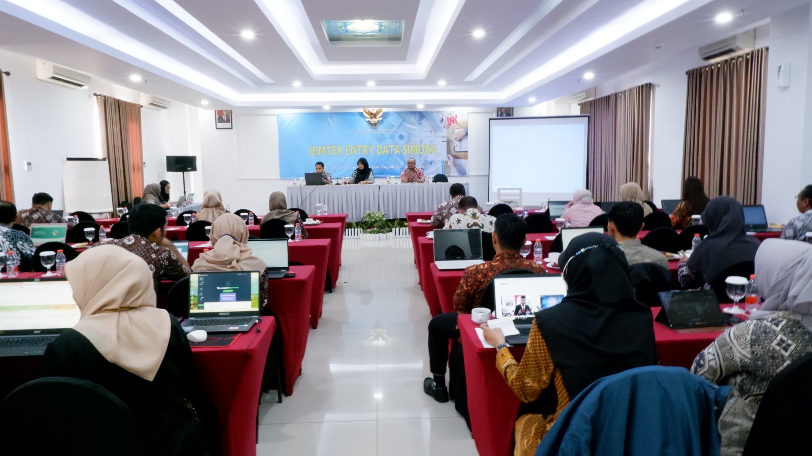 Bagian Organisasi dan BKPSDM Kota Yogyakarta Bersinergi dalam Meningkatkan Kompetensi Pegawai melalui Bimtek Entri Data SIMONA